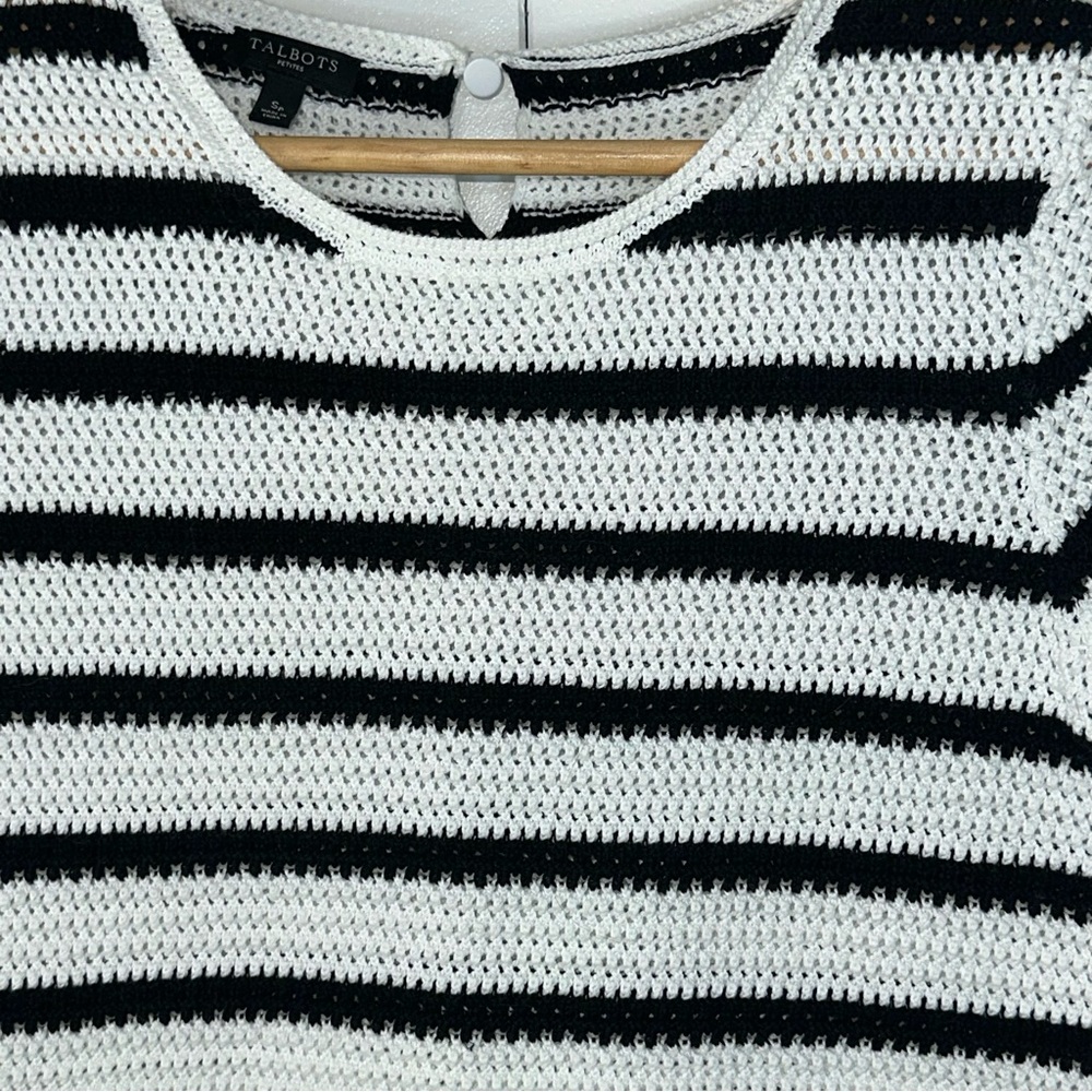 Talbots Petite Black & White Knit Short Sleeve Top - Picture 2 of 10